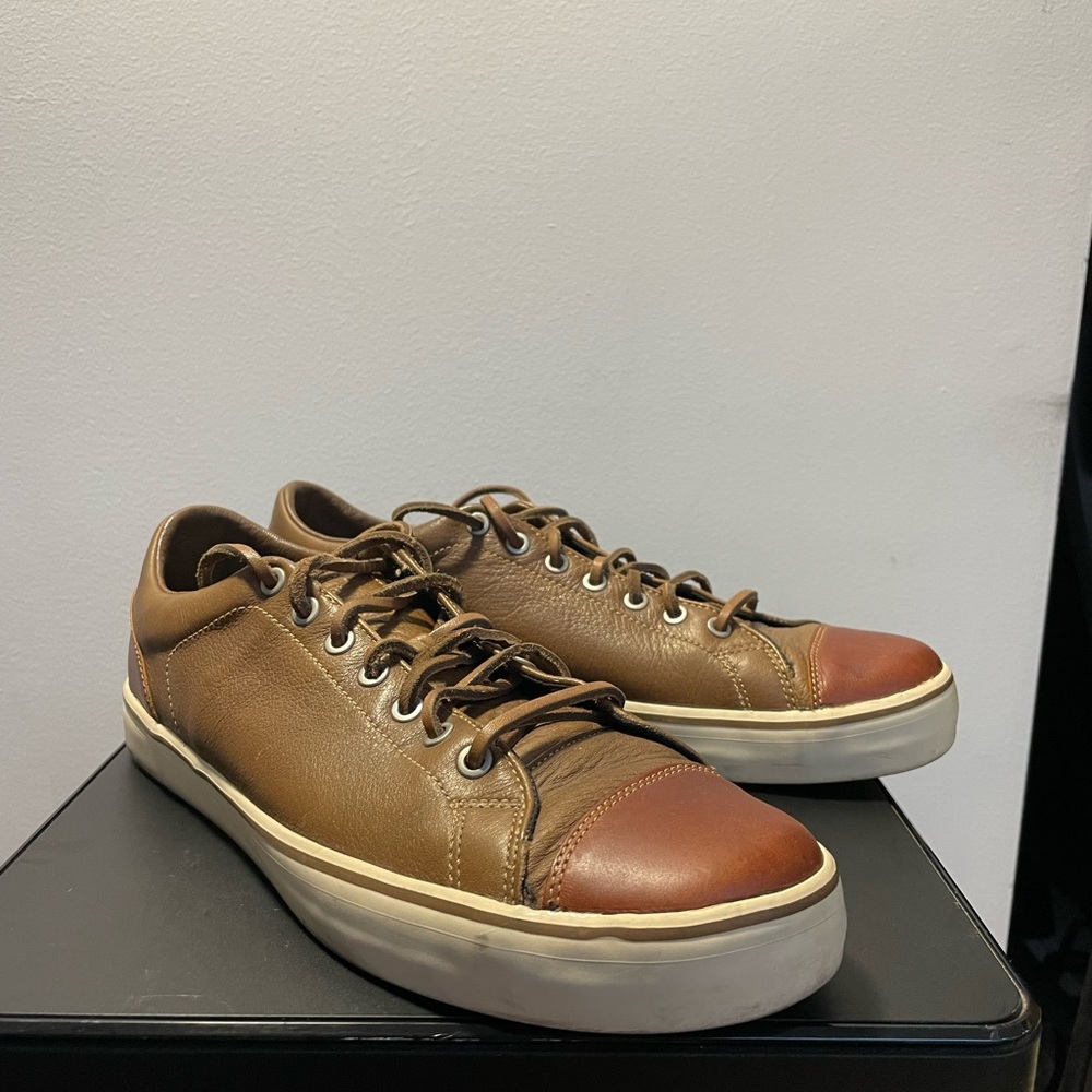 Adidas, David Beckham, brown sneakers